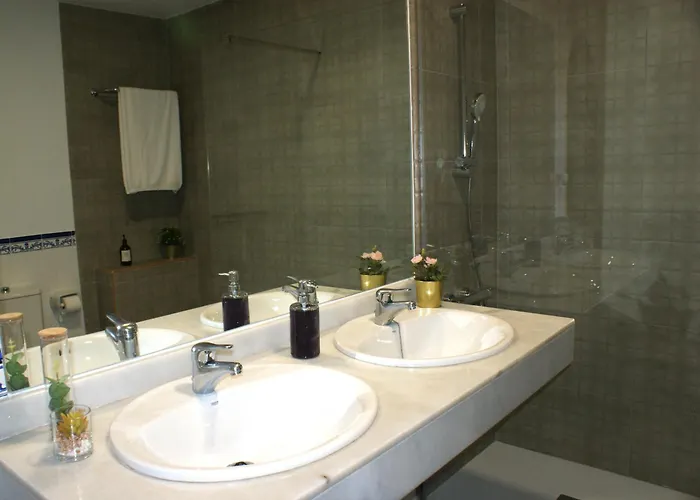 Semesterbostad Tamarindo 5 *